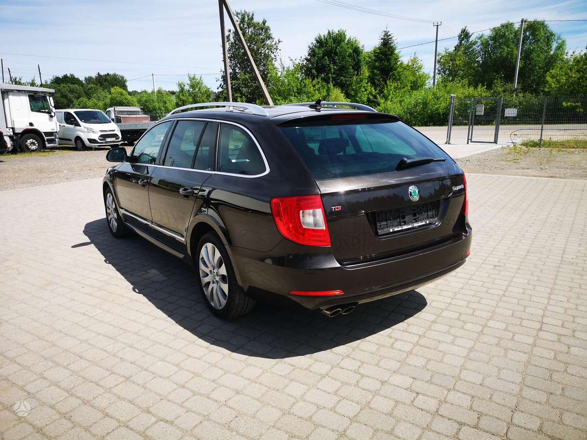 Skoda Superb, 2.0 l., Хэтчбек
