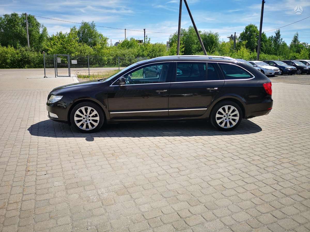 Skoda Superb, 2.0 l., Хэтчбек