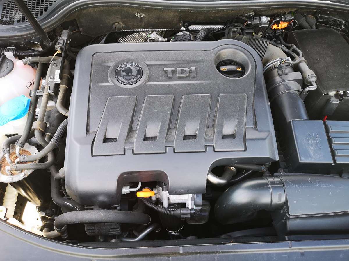 Skoda Superb, 2.0 l., Хэтчбек