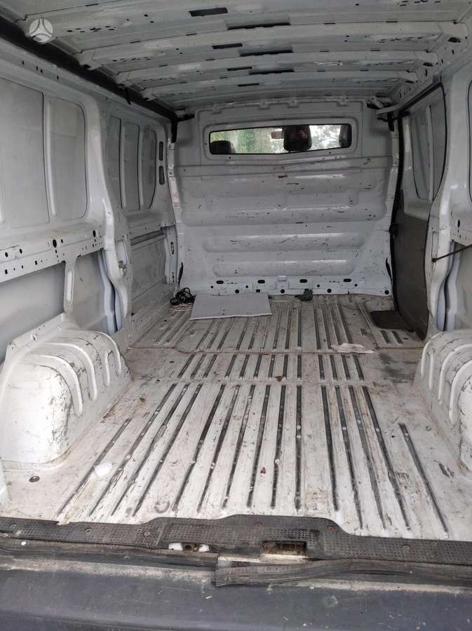 Renault Trafic - 2
