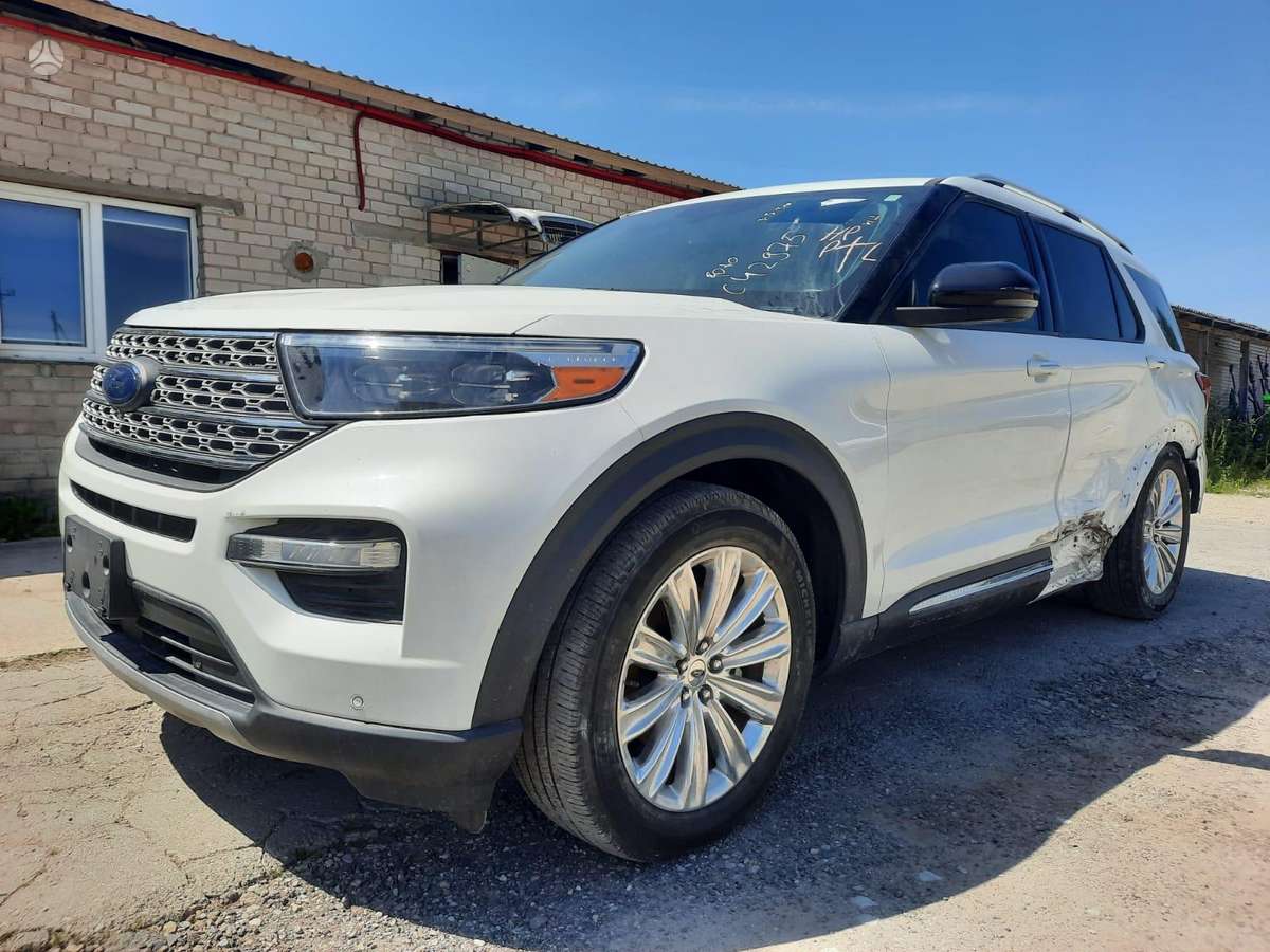 Ford Explorer, 2.3 l., off-road / crossover