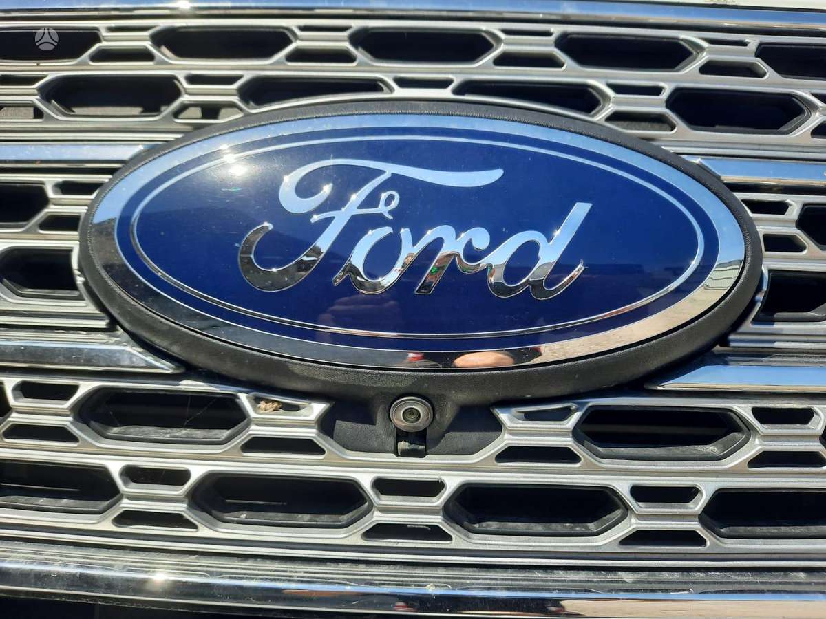 Ford Explorer, 2.3 l., off-road / crossover