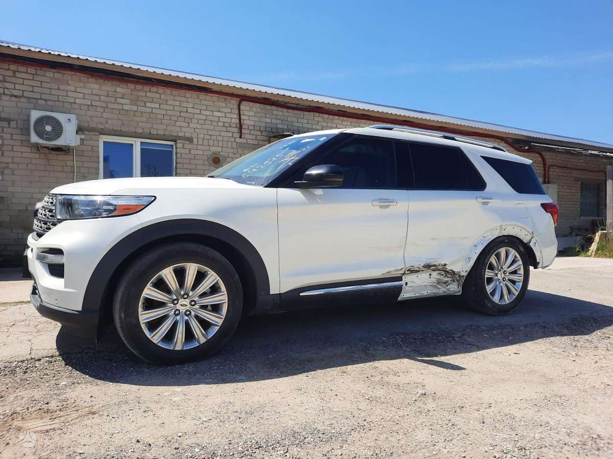 Ford Explorer, 2.3 l., off-road / crossover