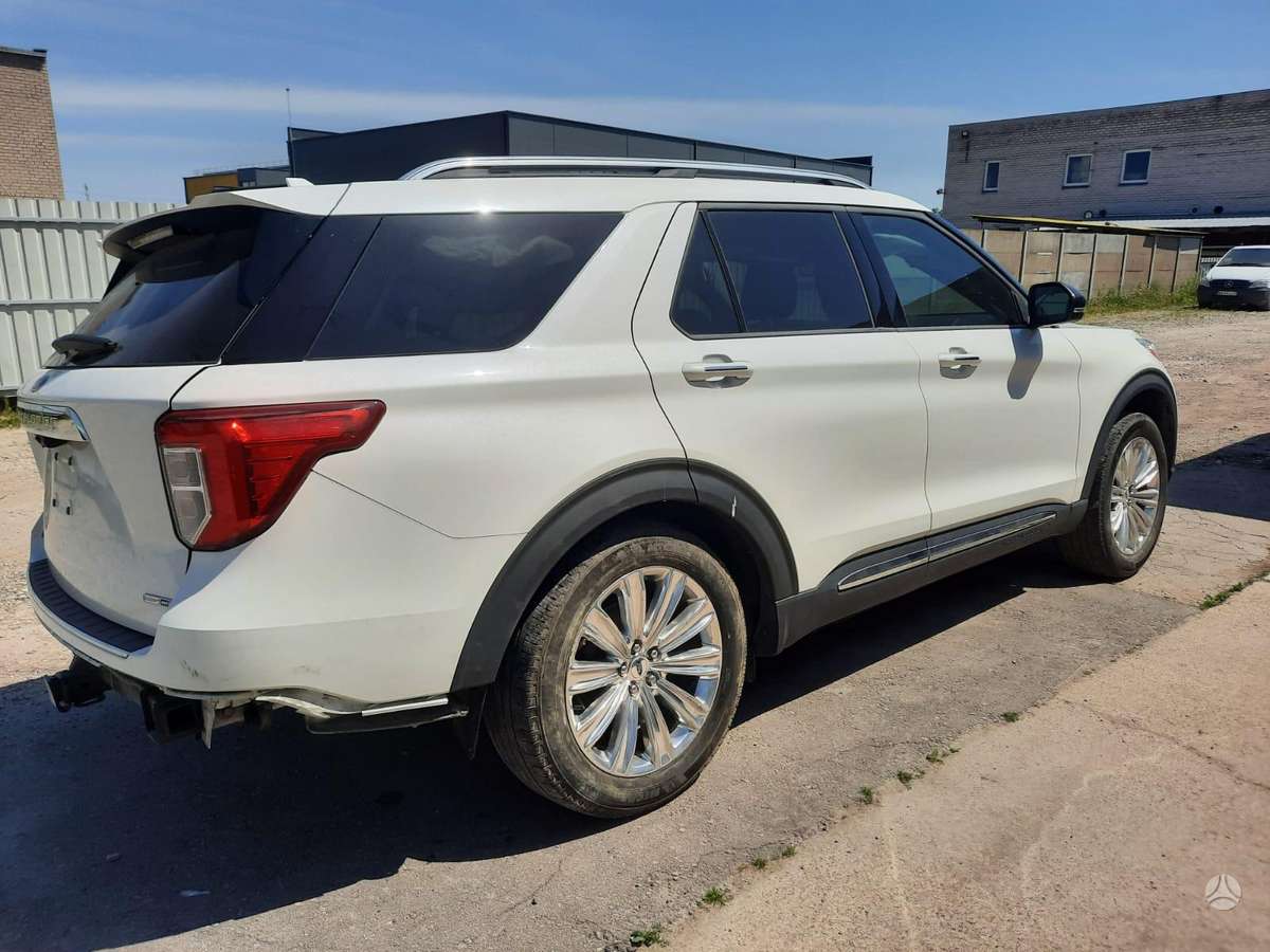 Ford Explorer, 2.3 l., off-road / crossover