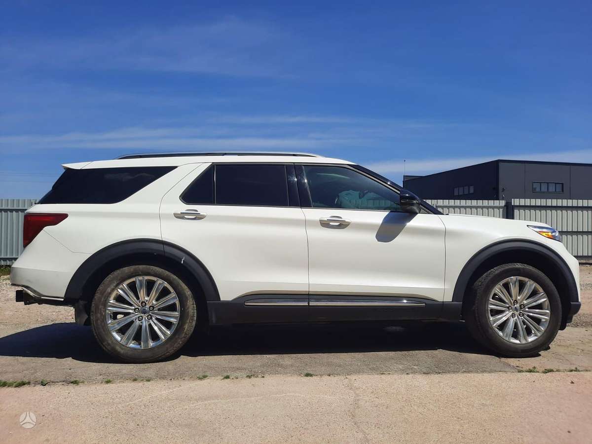 Ford Explorer, 2.3 l., off-road / crossover