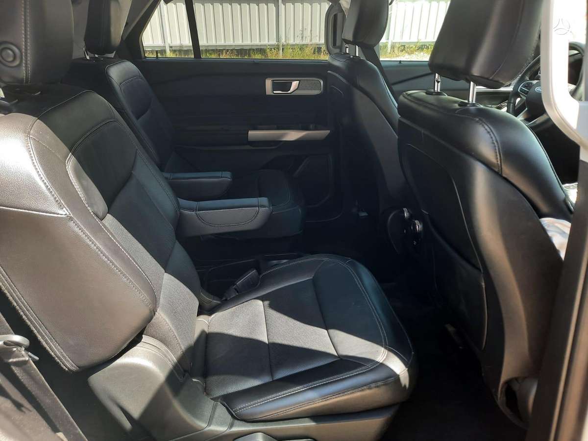 Ford Explorer, 2.3 l., off-road / crossover