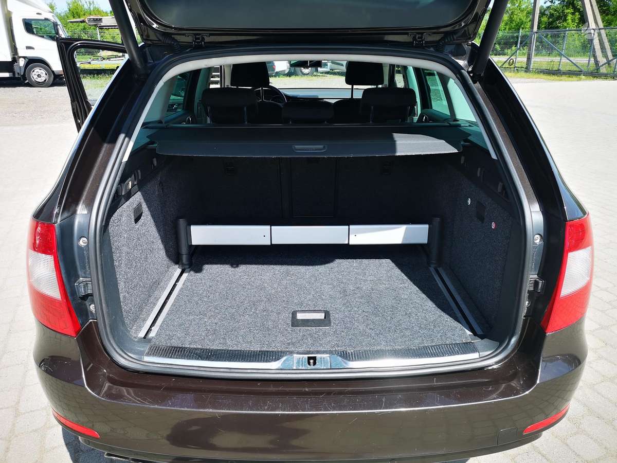 Skoda Superb, 2.0 l., Хэтчбек