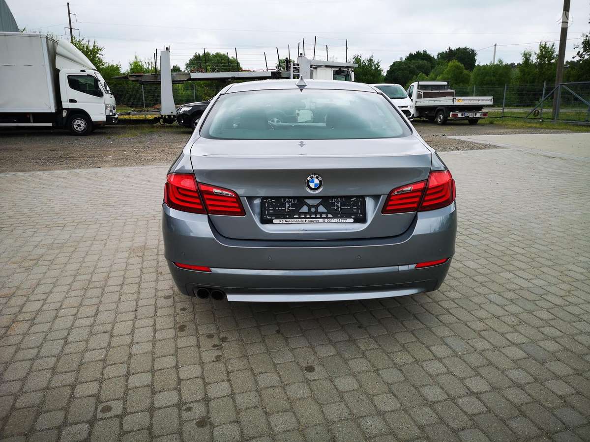 BMW 520, 2.0 l., Седан