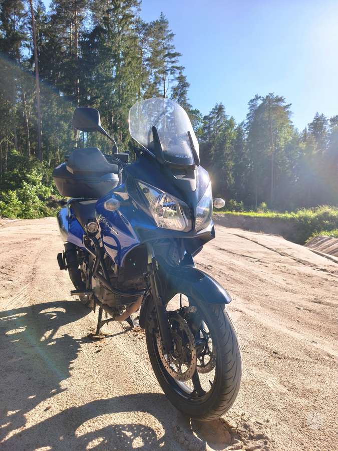 Suzuki DL (V-Strom) 645cc, эндуро / adventure
