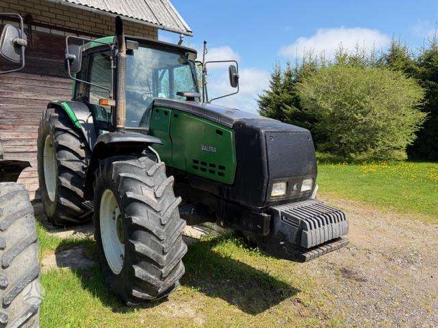 Valtra Valmet 8450, traktoriai
