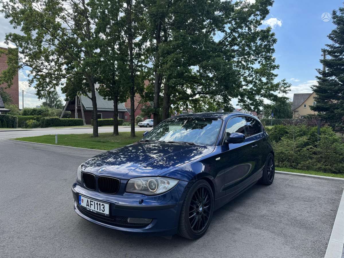 BMW 118, 2.0 l., Хэтчбек