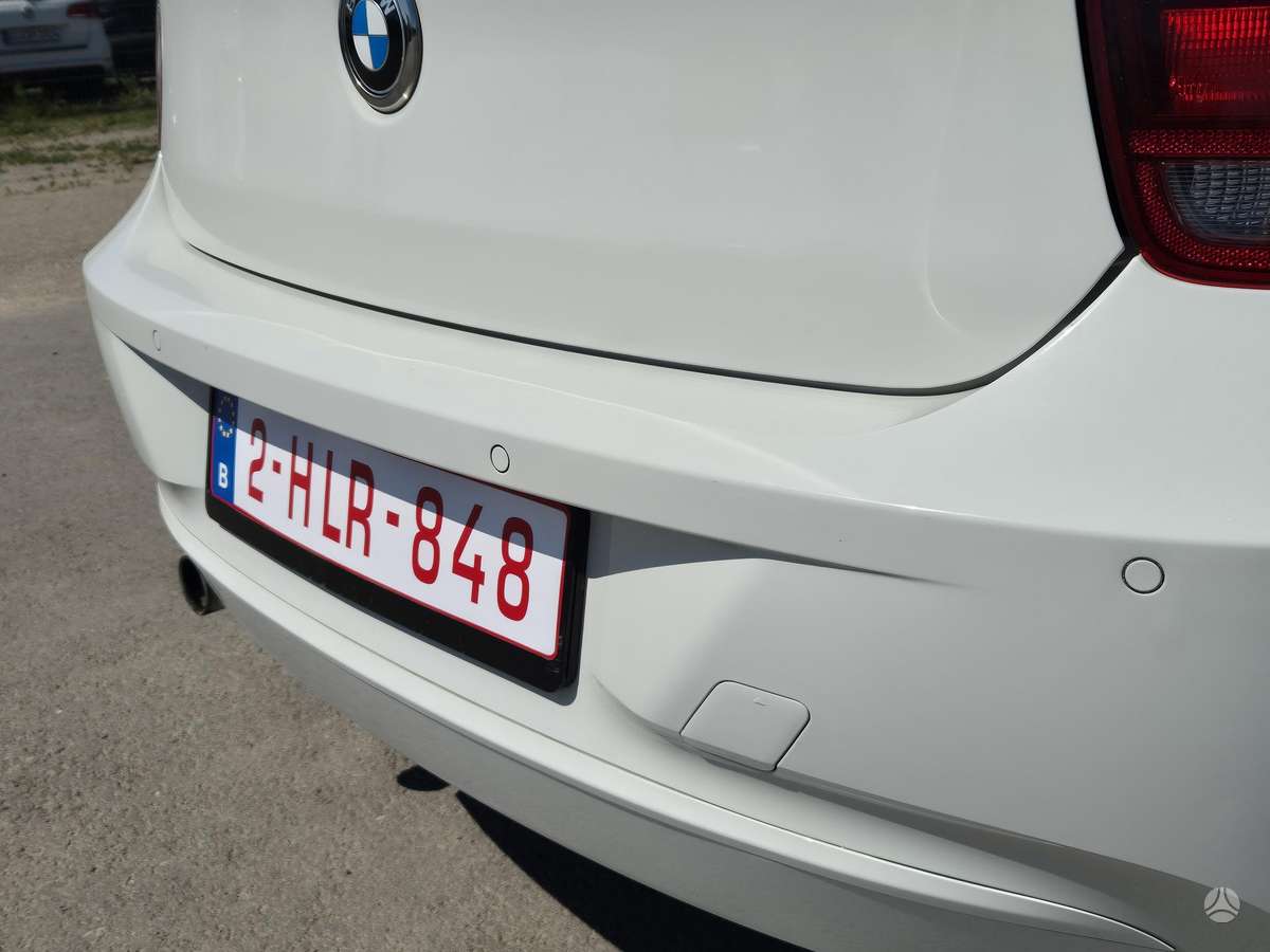BMW 114, 1.6 l., hatchback