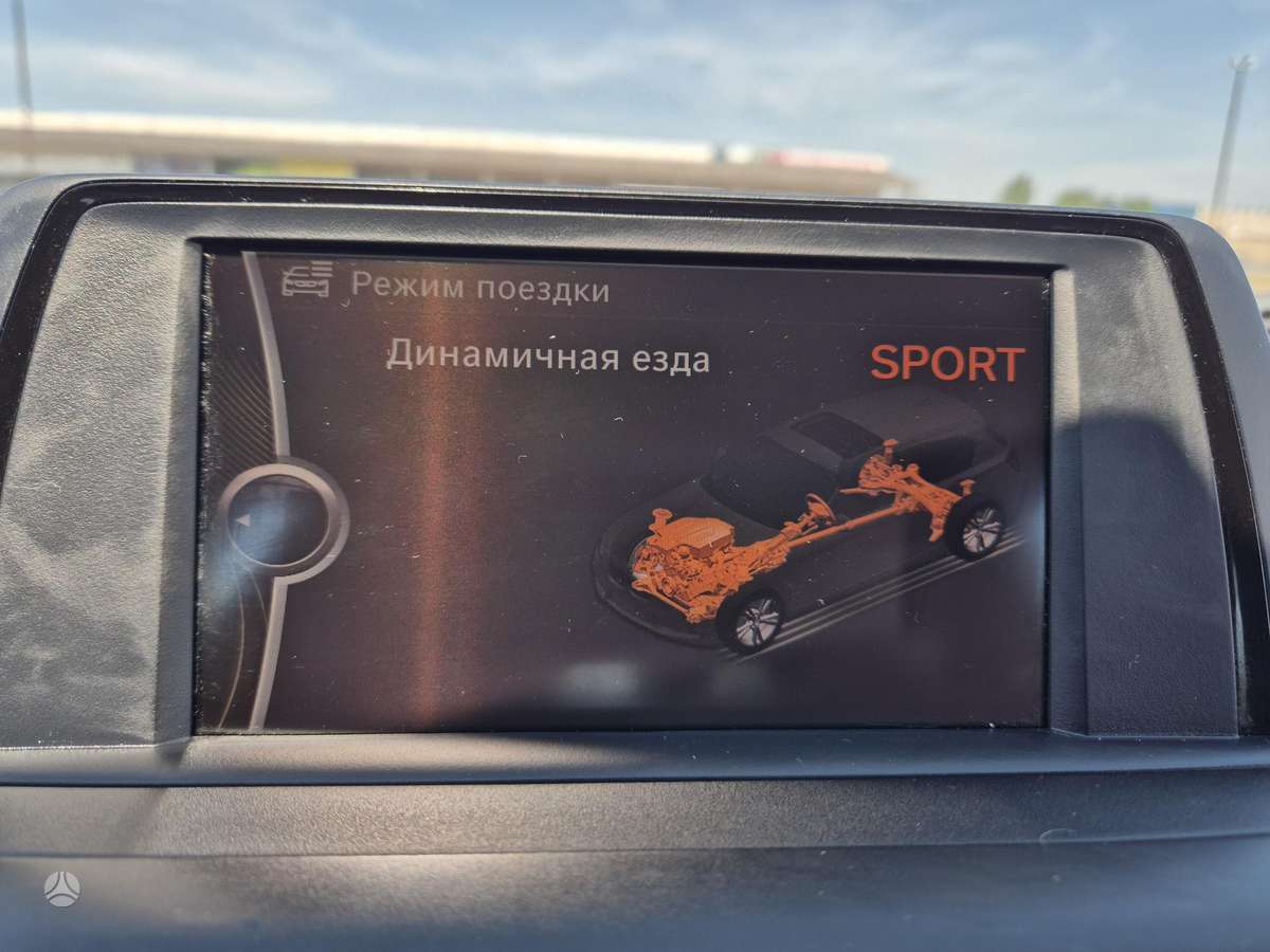 BMW 114, 1.6 l., hatchback