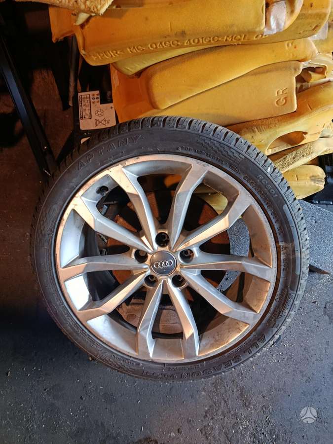 Audi A4, light alloy, R18