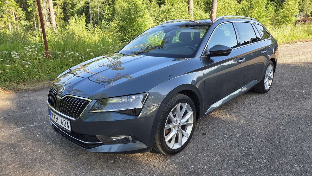 Škoda Superb - 4