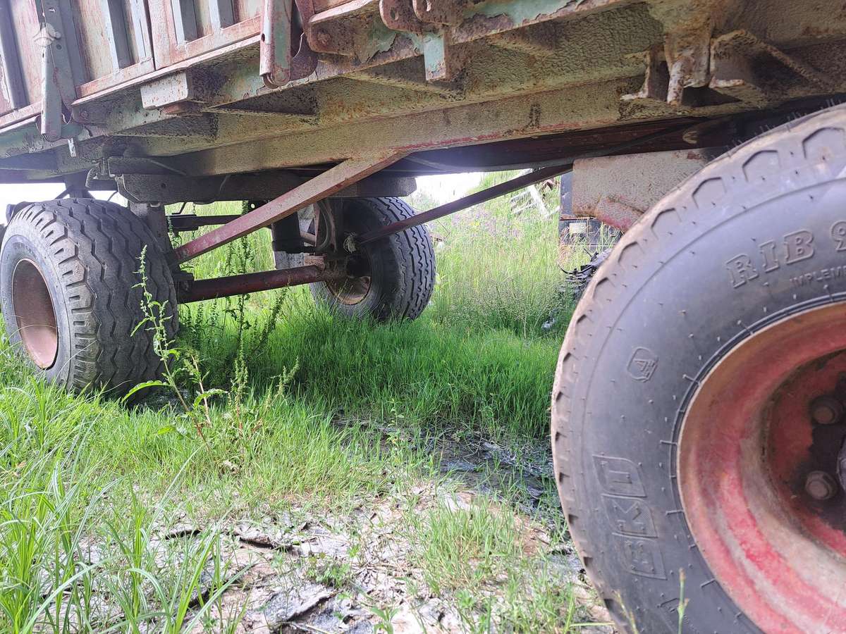 Jungheinrich RM-10, trailers, semitrailers