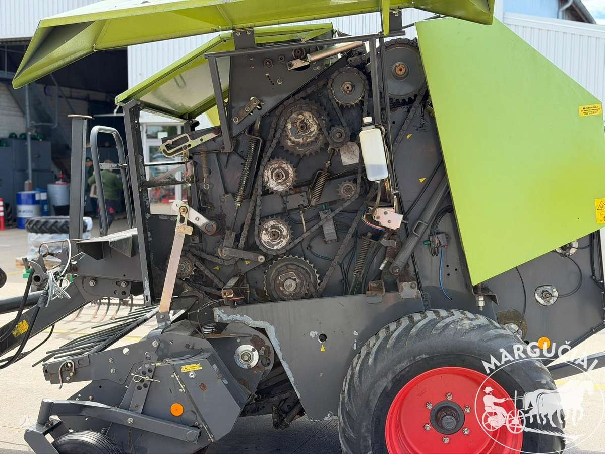 Claas Rollant 355 RotoCut, balers