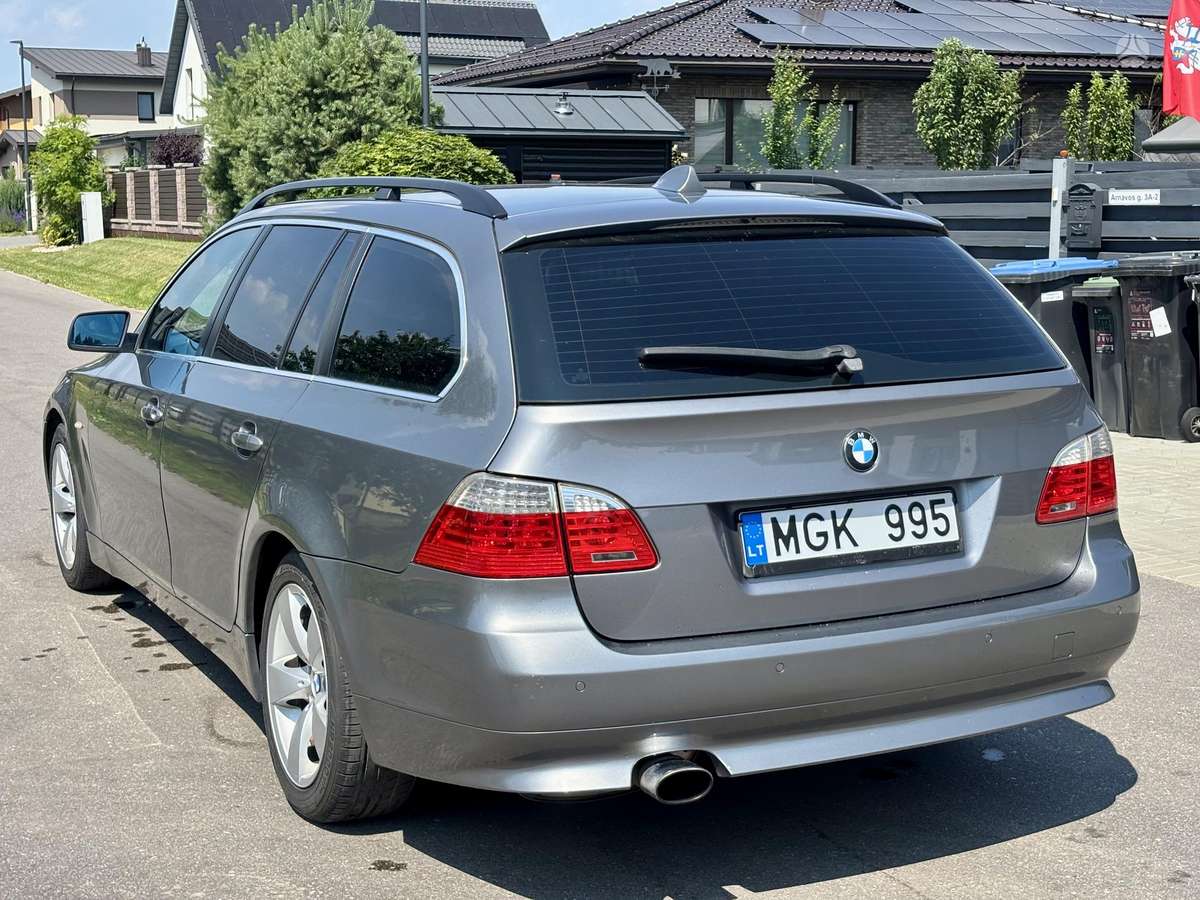 BMW 520, 2.0 l., universalas