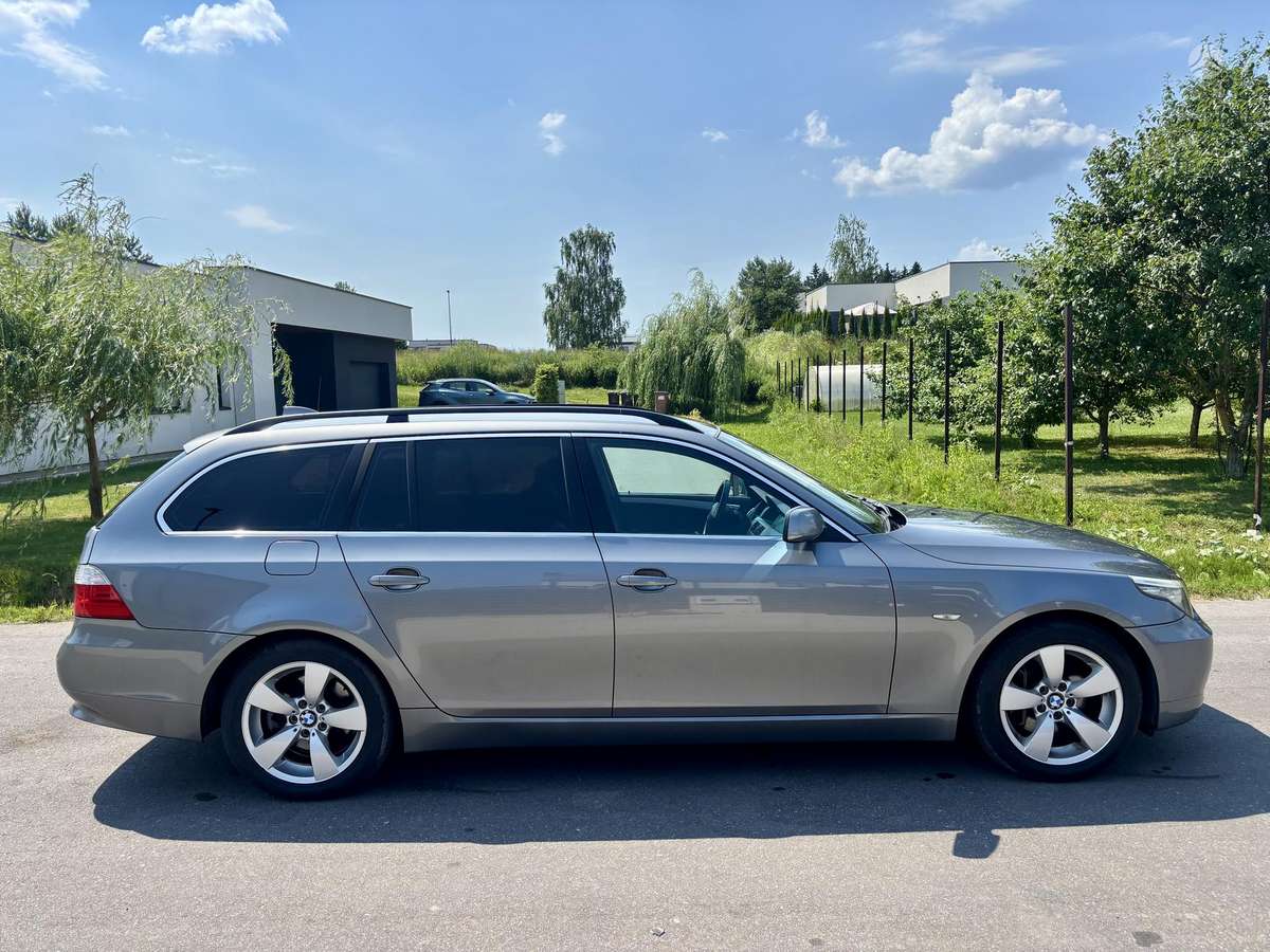 BMW 520, 2.0 l., universalas