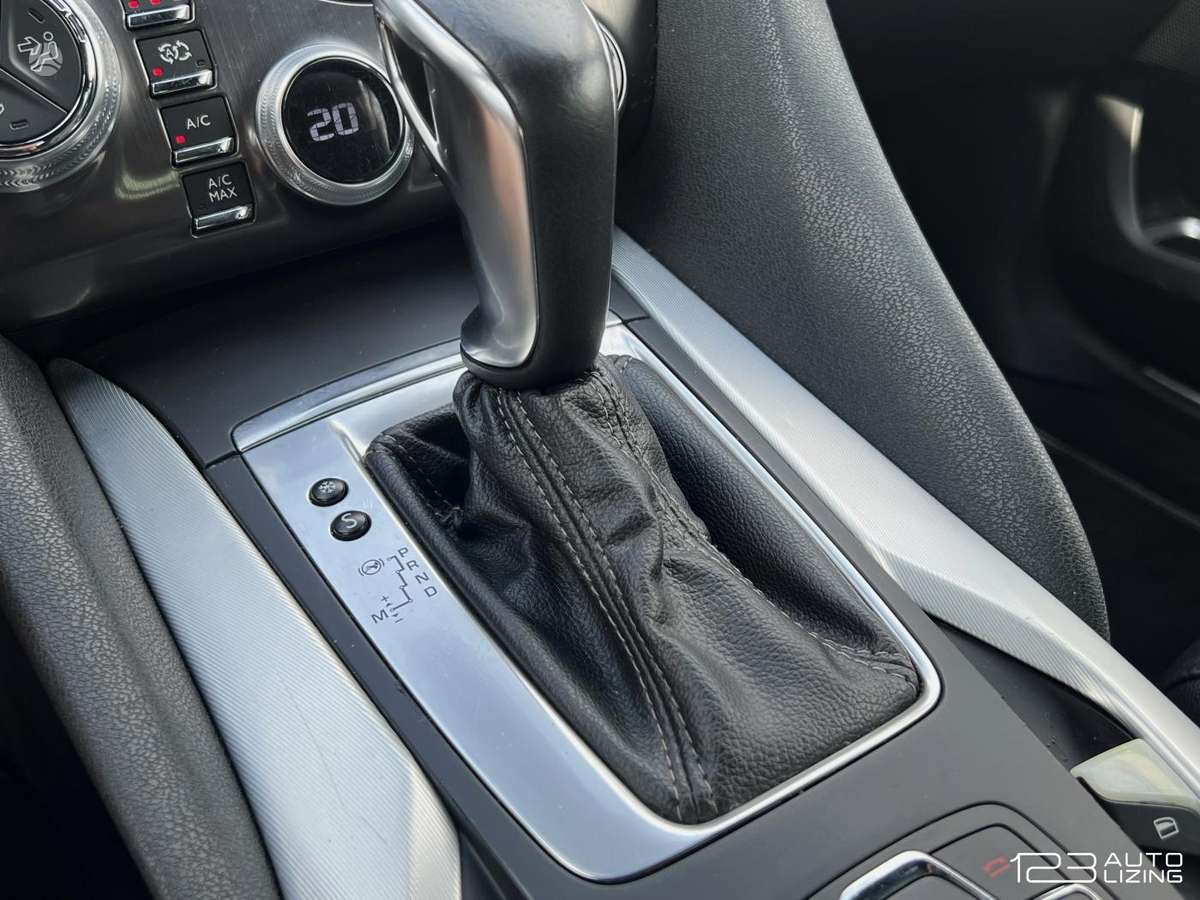 Citroen DS5, 2.0 l., hatchback