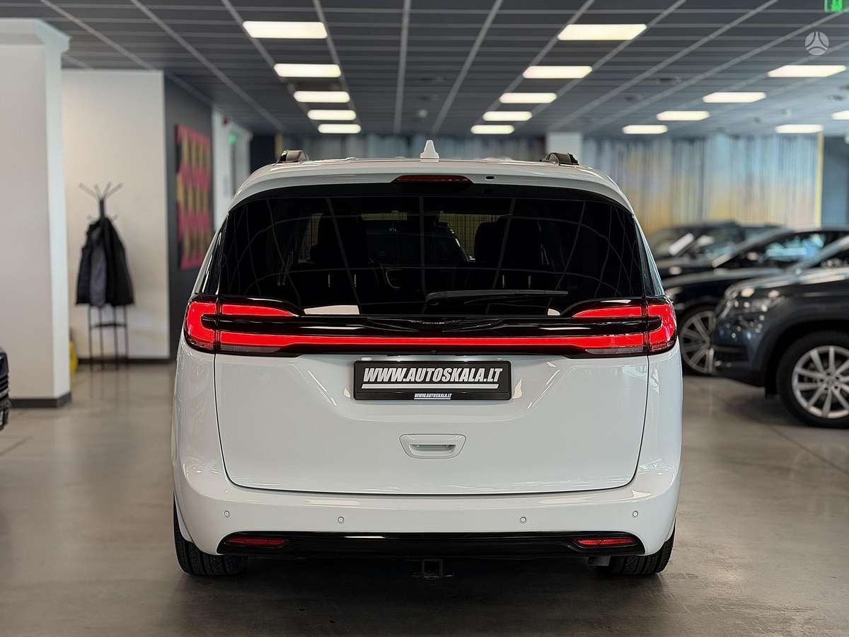 Chrysler Pacifica, 3.6 l., Минивэн