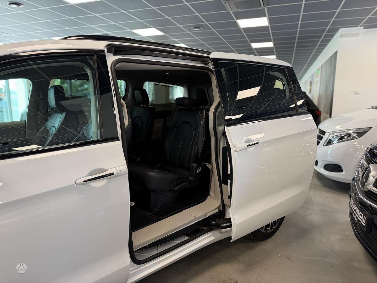 Chrysler Pacifica, 3.6 l., Минивэн