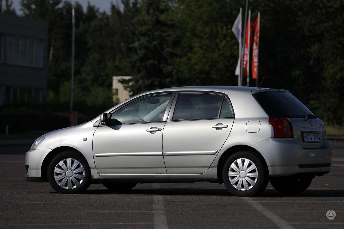 Toyota Corolla, 2.0 l., hatchback