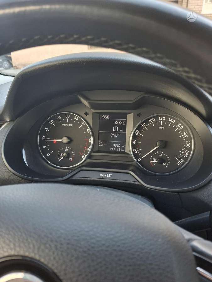 Škoda Octavia - 9