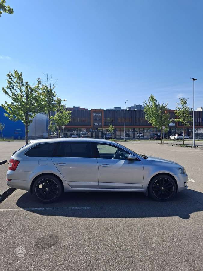 Škoda Octavia - 4