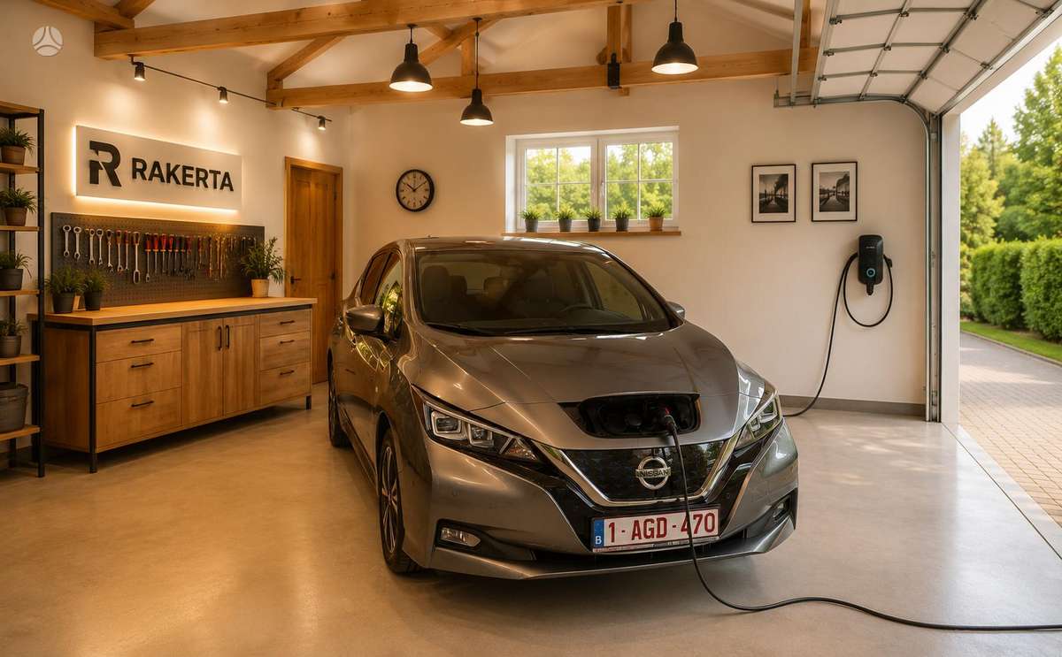 Nissan Leaf, 40 kWh, hatchback