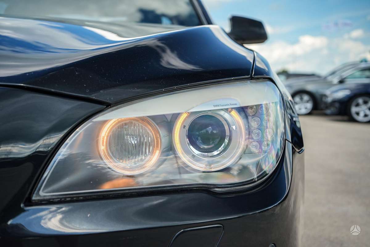 BMW 740, 3.0 l., Седан