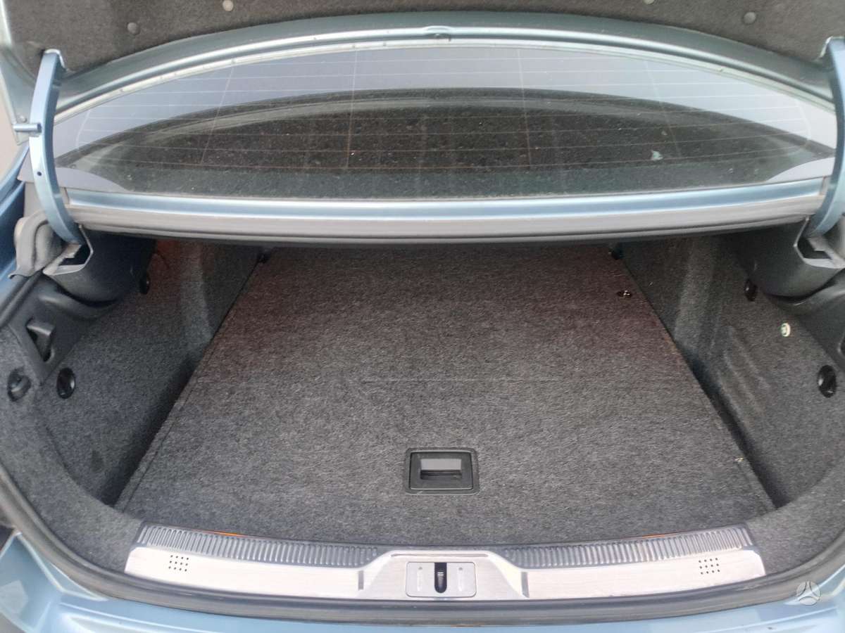 Skoda Superb, 1.8 l., hatchback