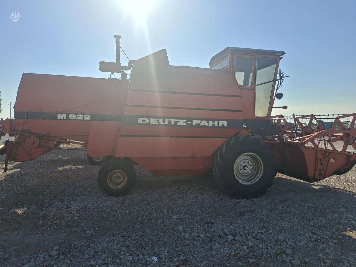 Deutz-Fahr M922, комбайны