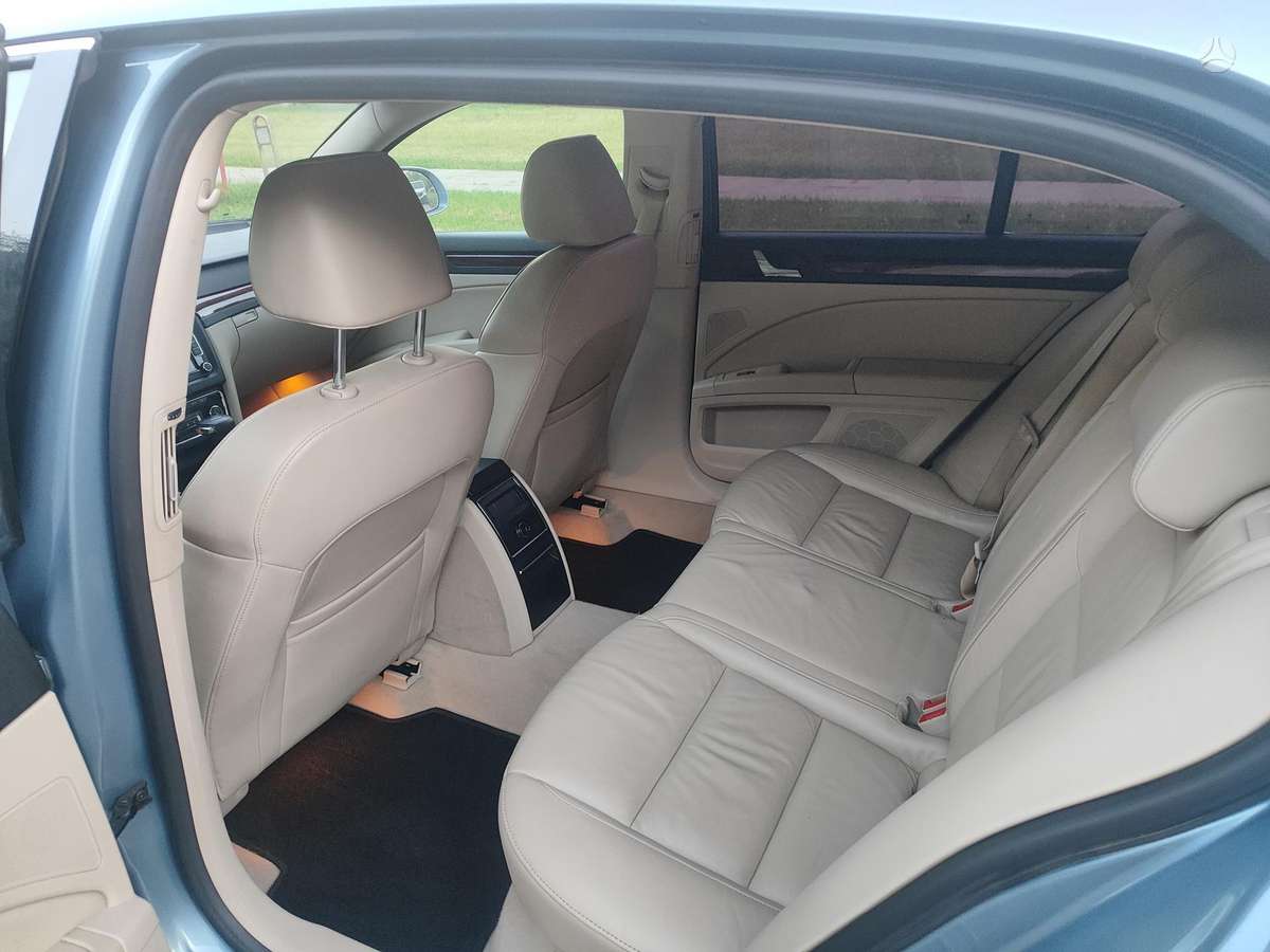 Skoda Superb, 1.8 l., hatchback