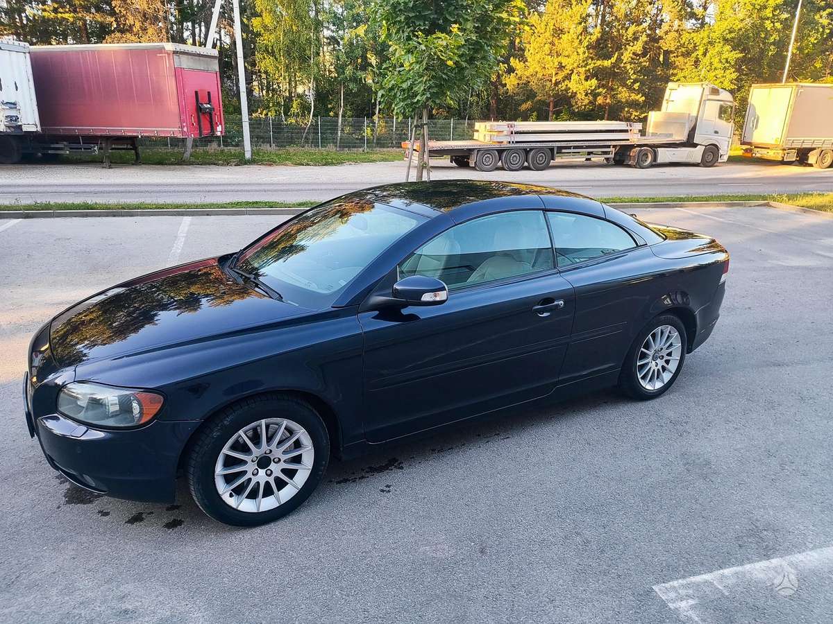 Volvo C70, 2.0 l., convertible