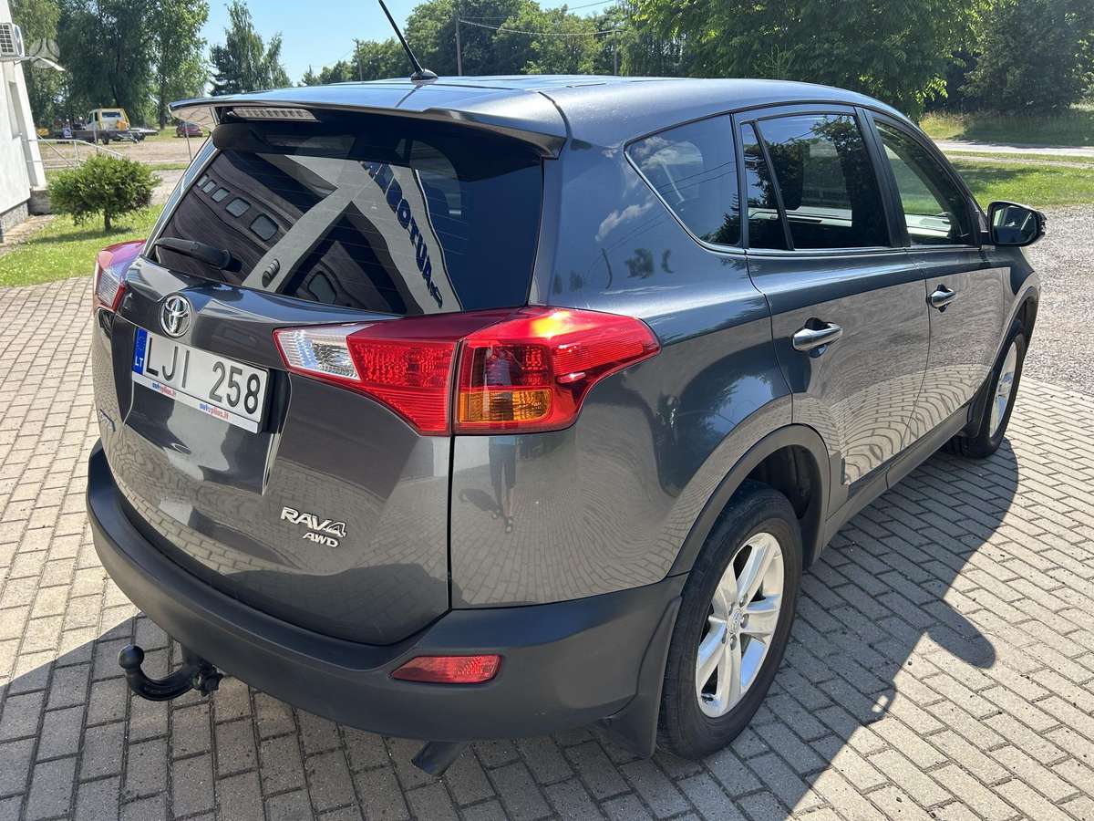 Toyota RAV4 - 3