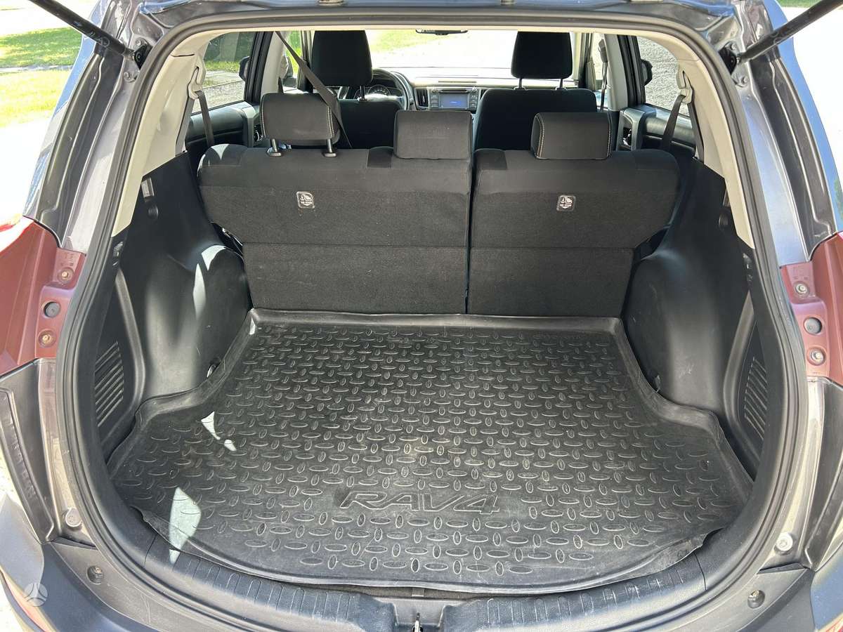 Toyota RAV4 - 5