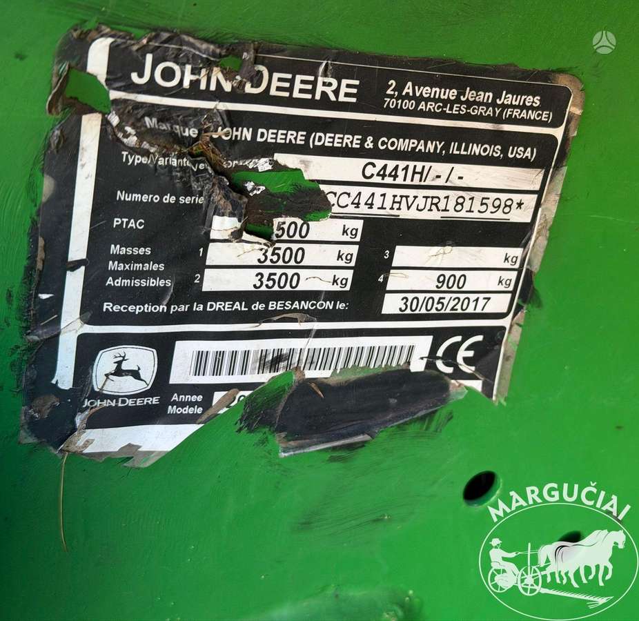 John Deere C441R, balers