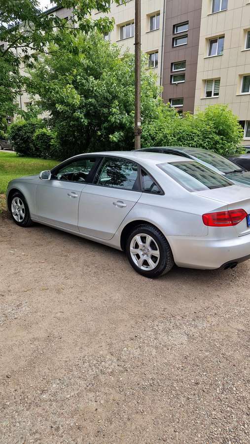 Audi A4, 1.8 l., Седан