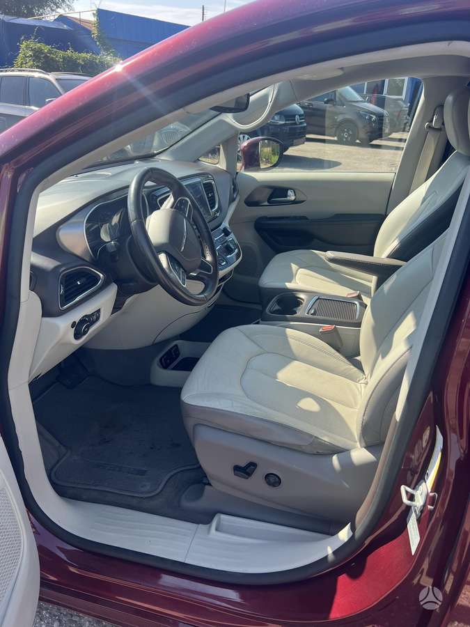 Chrysler Pacifica, 3.6 l., Минивэн