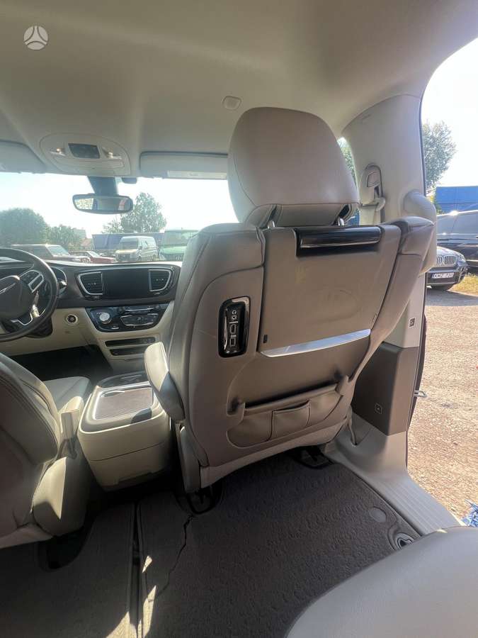 Chrysler Pacifica, 3.6 l., Минивэн