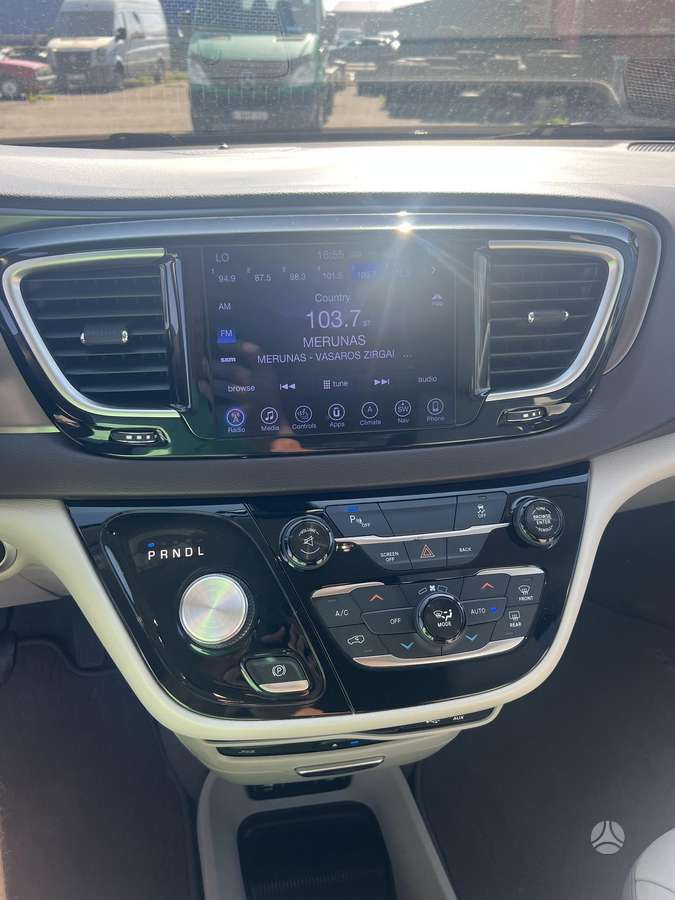 Chrysler Pacifica, 3.6 l., Минивэн