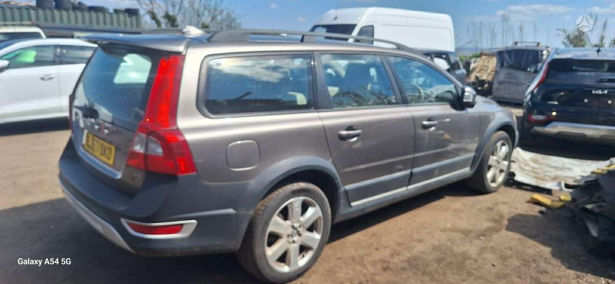 Volvo XC70