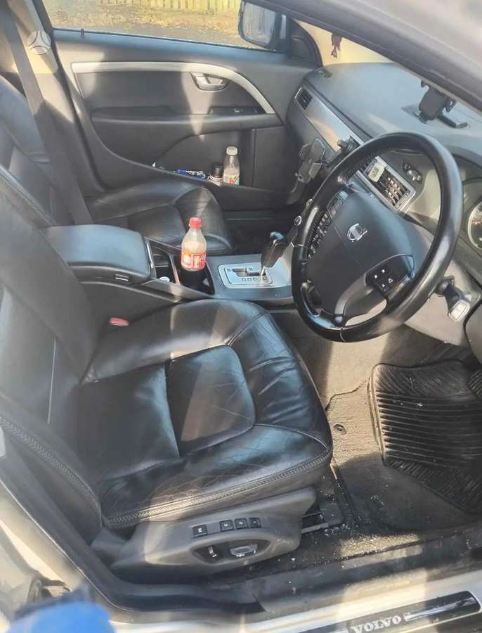Volvo XC70