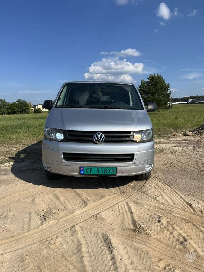 Volkswagen Transporter - 1