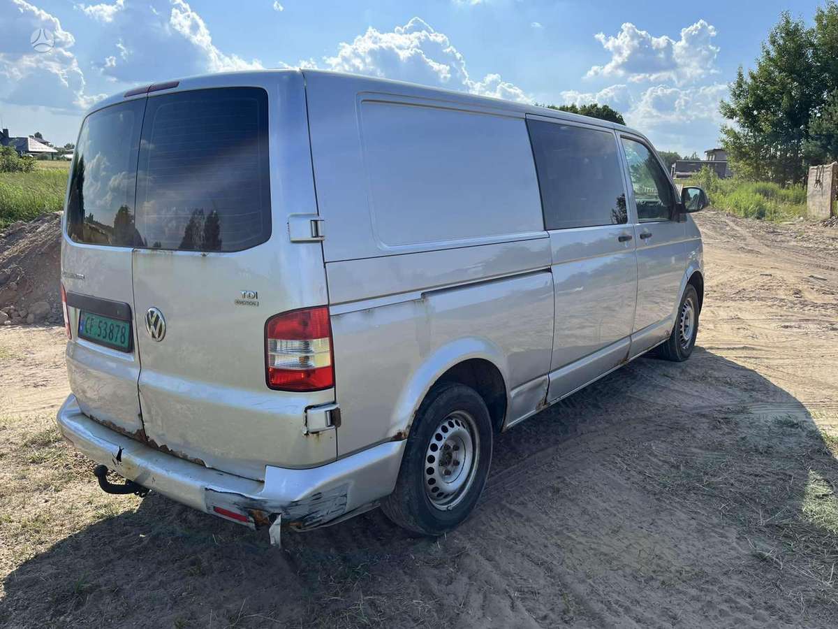 Volkswagen Transporter - 8