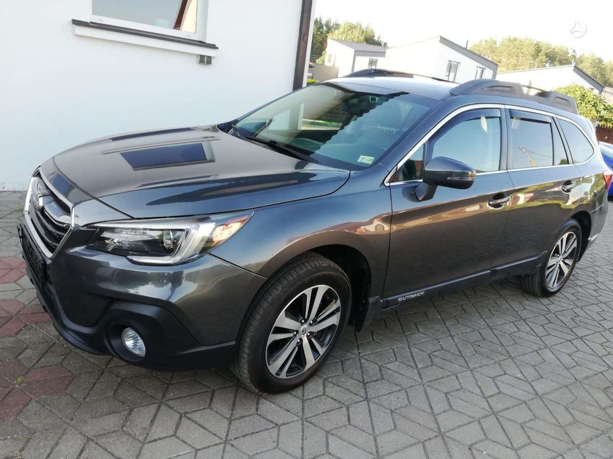 Subaru Outback, 2.5 l., off-road / crossover