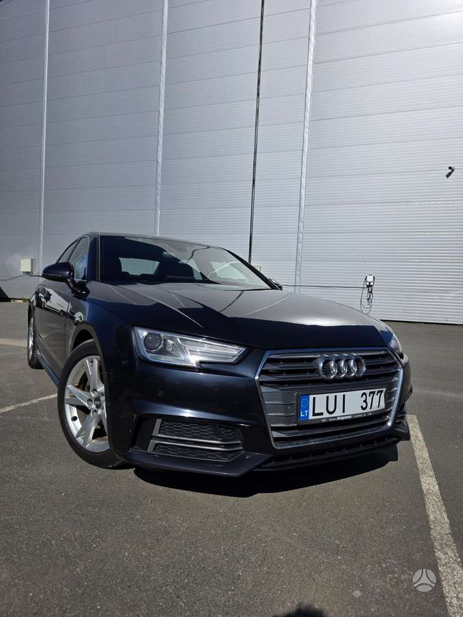 Audi A4, 2.0 l., Седан