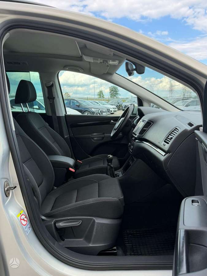Seat Alhambra, 2.0 l., Минивэн