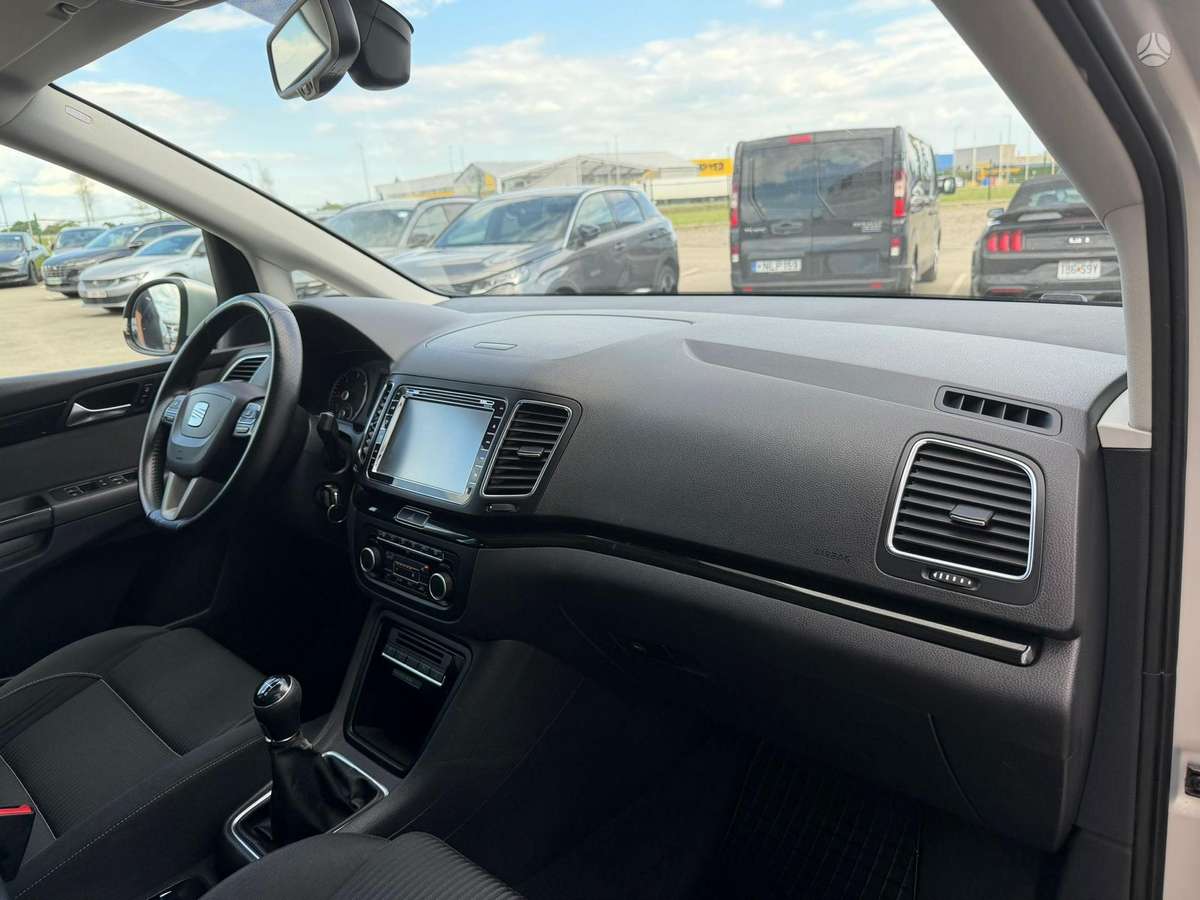 Seat Alhambra, 2.0 l., Минивэн